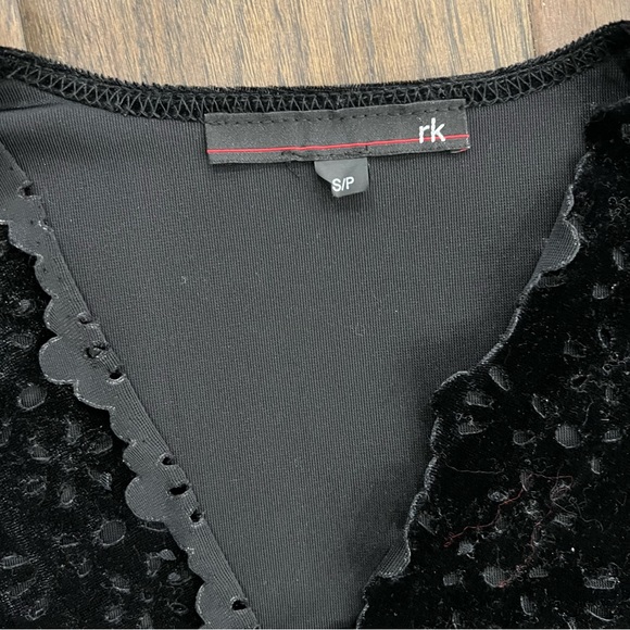 RK Long Sleeve with Tie Up Sleeves - Picture 9 of 14